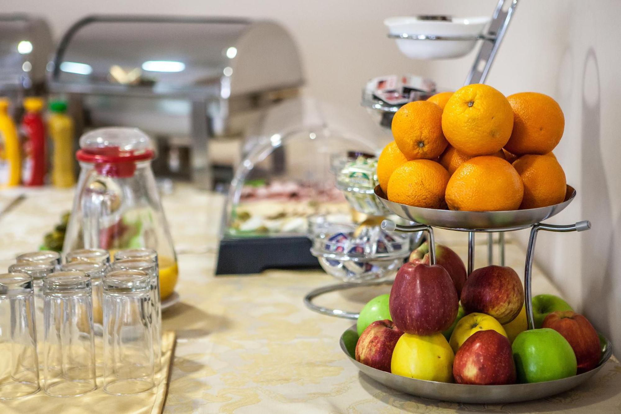 Hotel Terminus Podgorica Ngoại thất bức ảnh