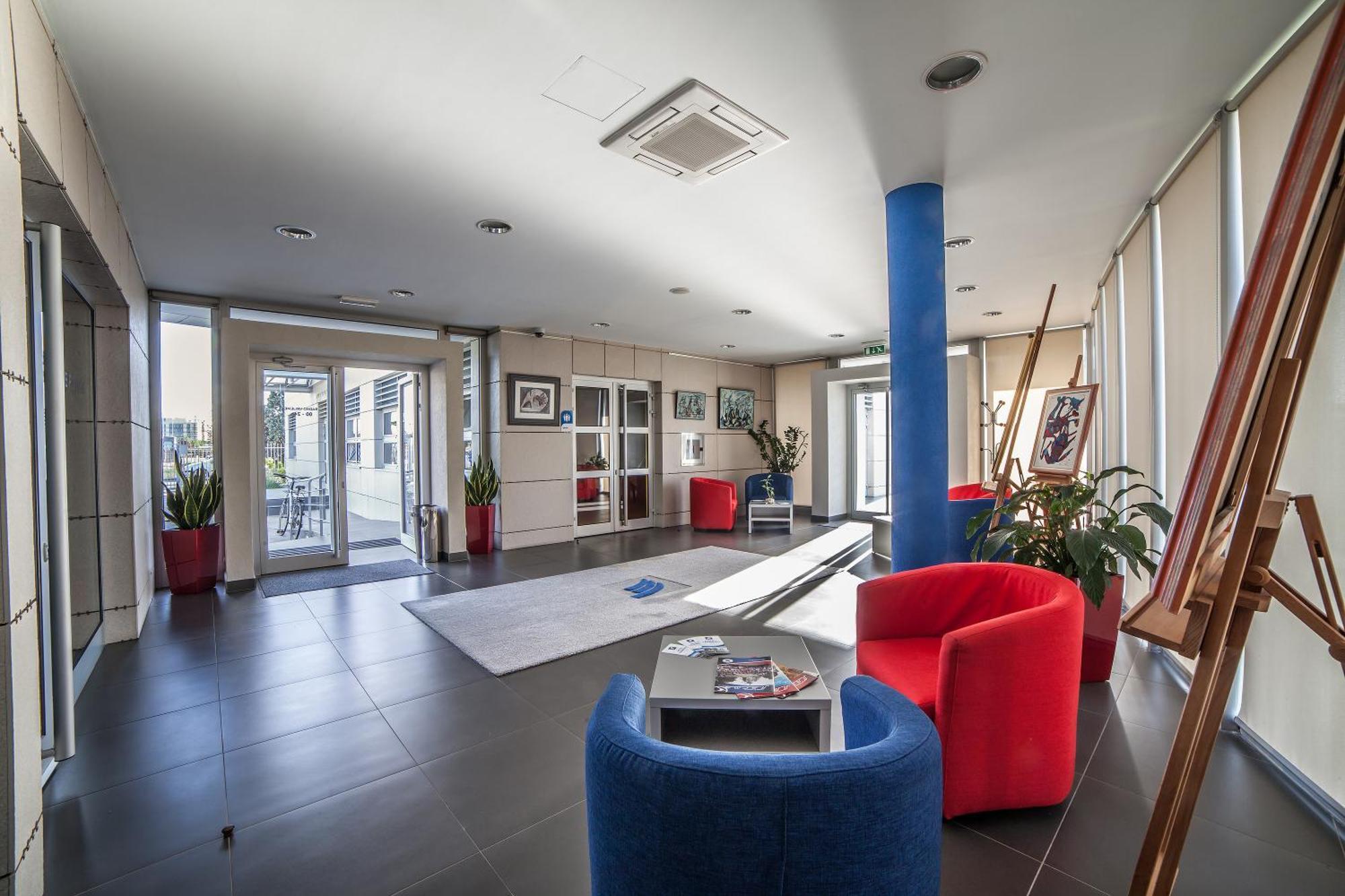 Hotel Terminus Podgorica Ngoại thất bức ảnh
