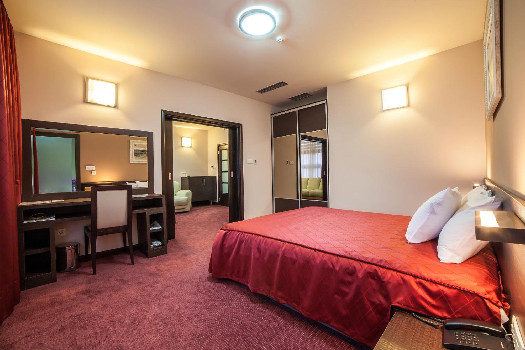 Hotel Terminus Podgorica Phòng bức ảnh