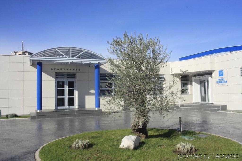 Hotel Terminus Podgorica Ngoại thất bức ảnh